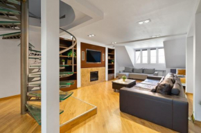 3 Floor Luxury Apartment 150 m2- Downtown View